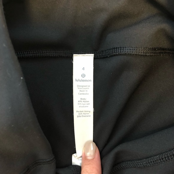 Lululemon speed up crop - Picture 4 of 5
